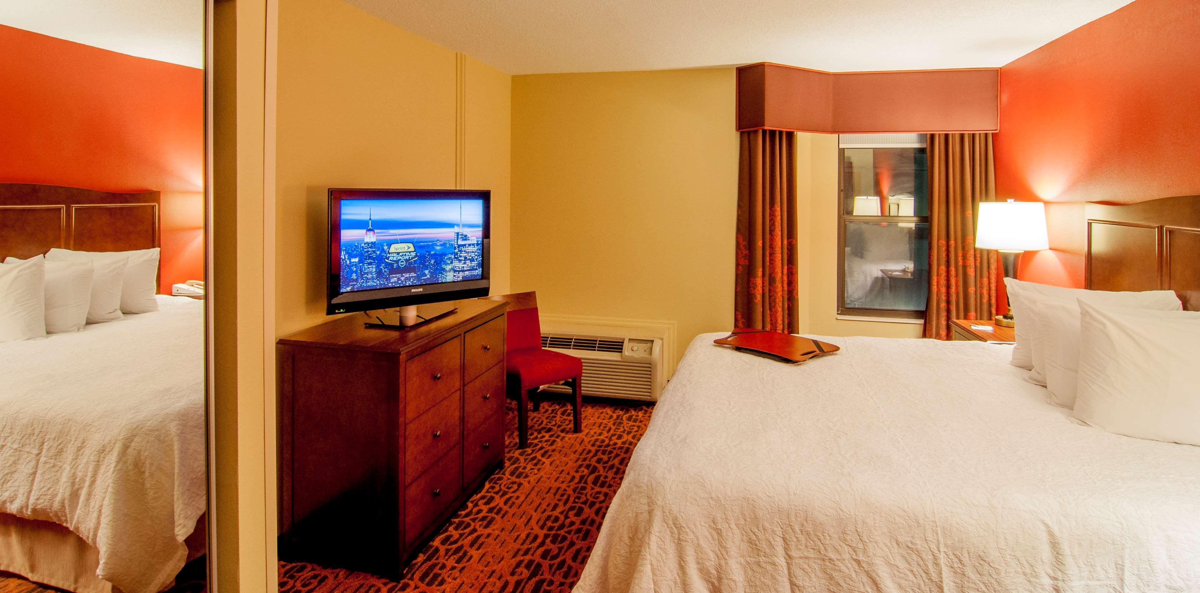 Hampton Inn & Suites Tampa-North Экстерьер фото