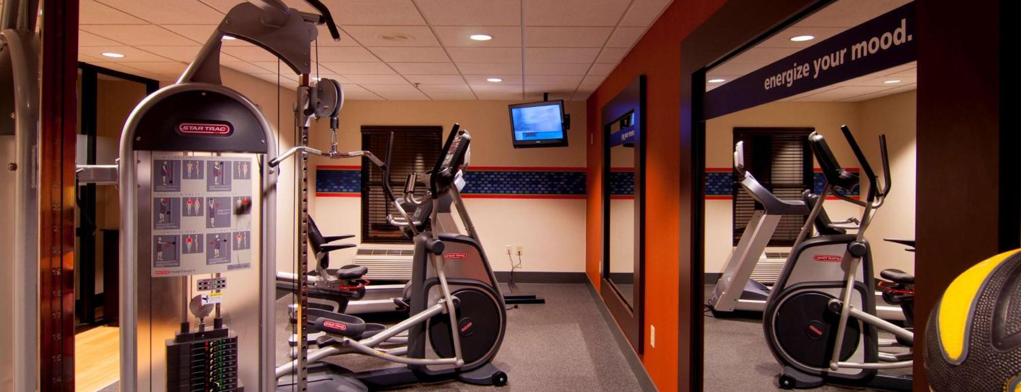 Hampton Inn & Suites Tampa-North Экстерьер фото