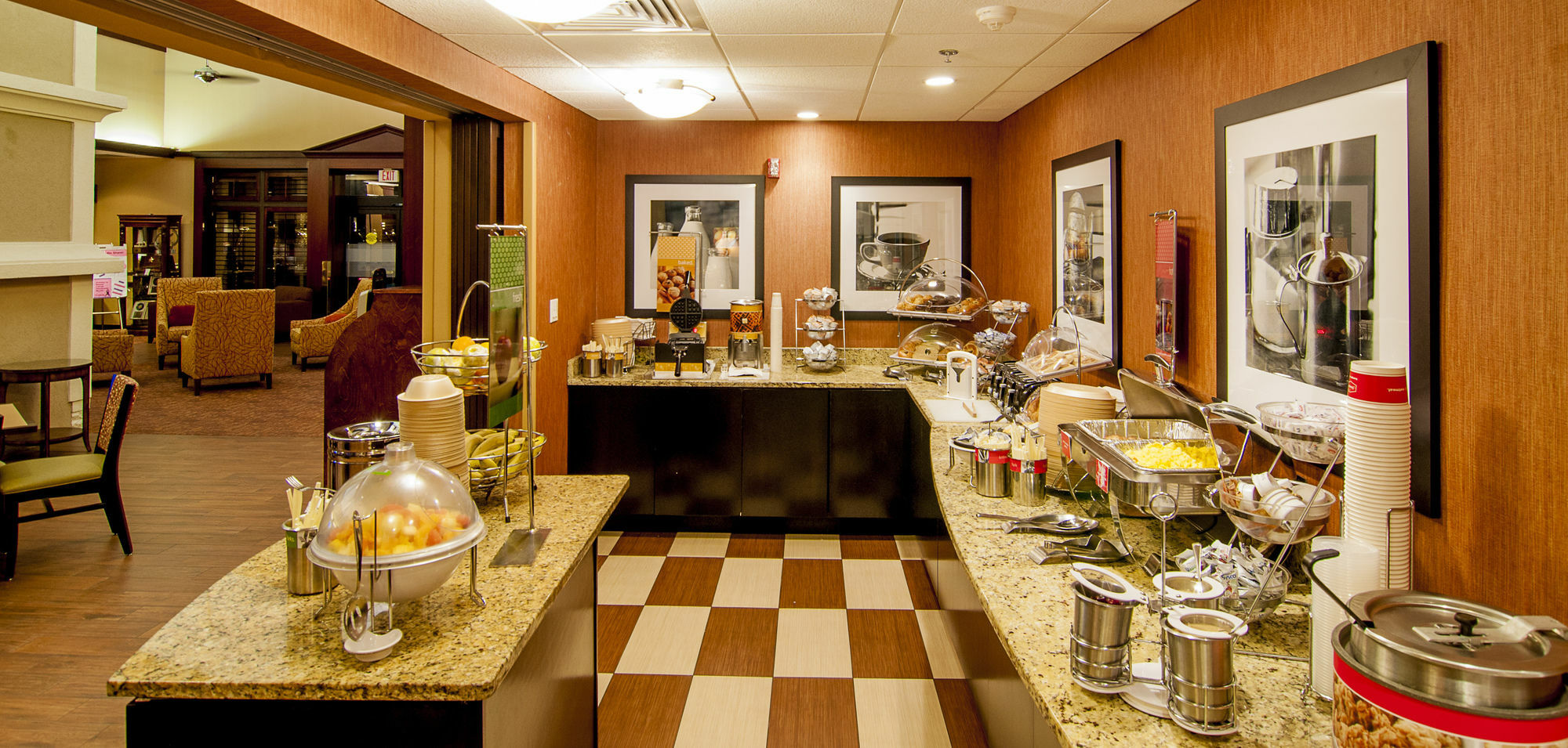 Hampton Inn & Suites Tampa-North Экстерьер фото